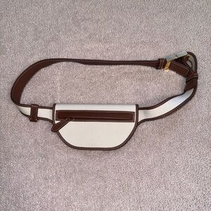 Burberry neutral leather pouch/bag